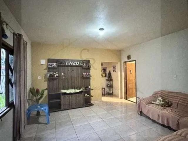 Casa / Sobrado para Locação em Joinville/SC João Costa 3 Quartos
