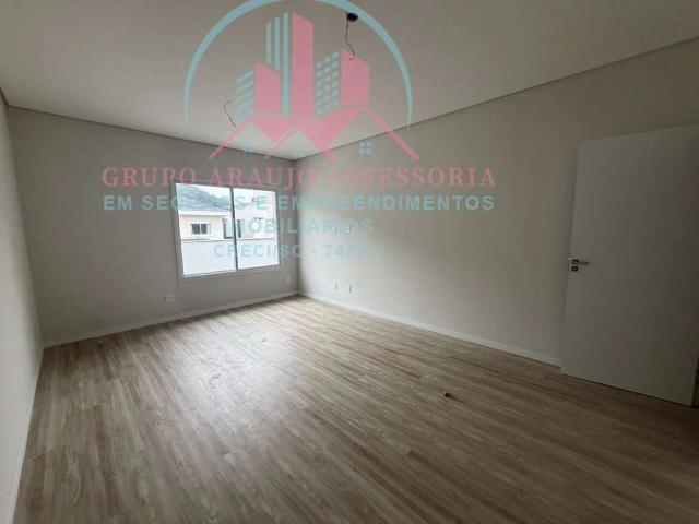 Casa / Sobrado para Locação em Joinville/SC Jardim Sofia 2 Quartos