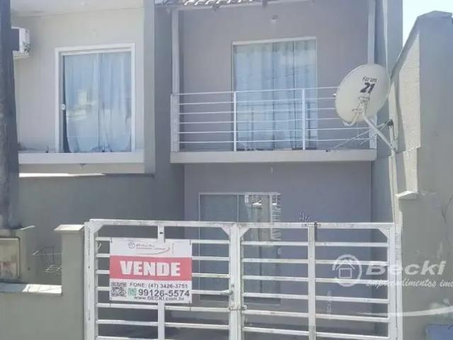 Casa / Sobrado para Locação em Joinville/SC Jarivatuba 2 Quartos