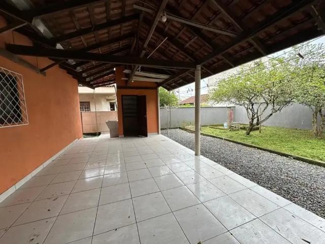 Casa / Sobrado para Locação em Joinville/SC Morro do Meio 4 Quartos