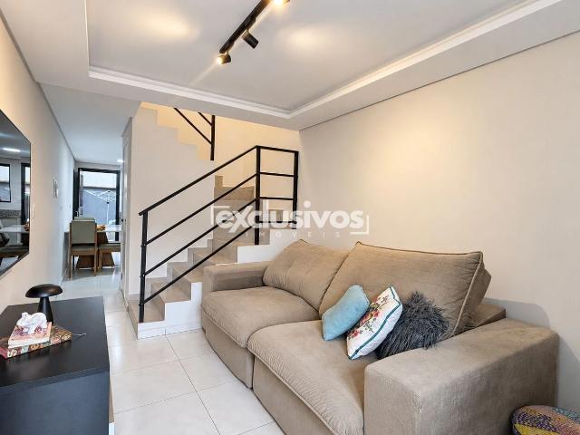 Casa / Sobrado para Locação em Joinville/SC Nova Brasília 2 Quartos