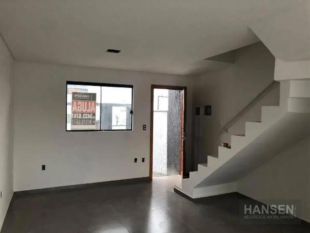 Casa / Sobrado para Locação em Joinville/SC Santa Catarina 2 Quartos