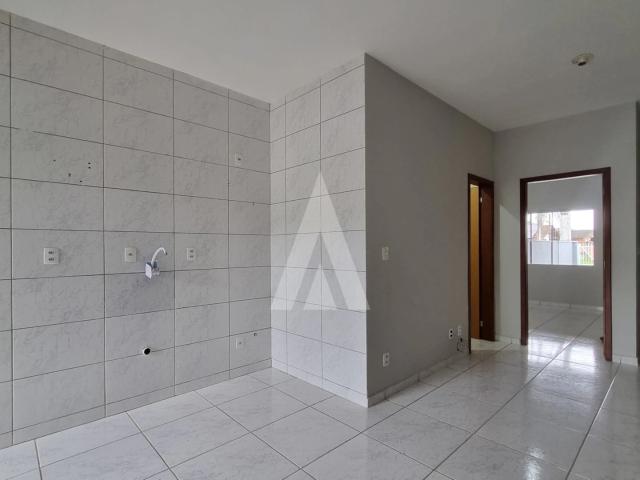 Casa / Sobrado para Locação em Joinville/SC Paranaguamirim 2 Quartos