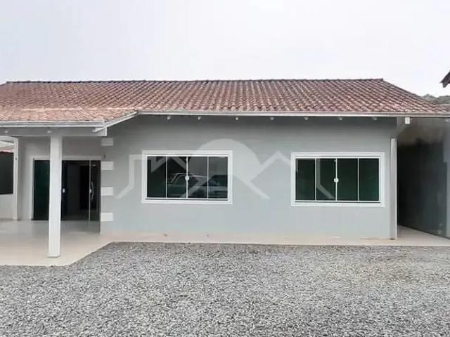 Casa / Sobrado para Locação em Joinville/SC Paranaguamirim 2 Quartos