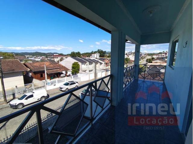 Casa / Sobrado para Locação em Joinville/SC Petrópolis 2 Quartos
