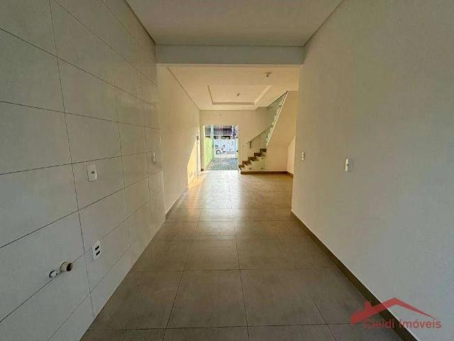 Casa / Sobrado para Locação em Joinville/SC Petrópolis 2 Quartos