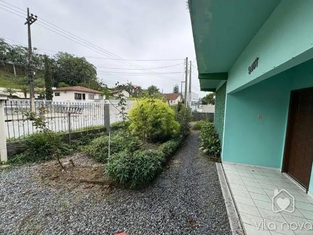 Casa / Sobrado para Locação em Joinville/SC Vila Nova 3 Quartos