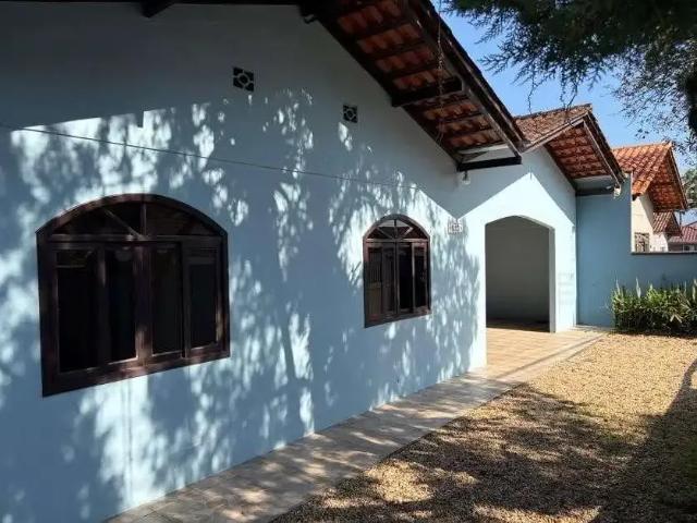 Casa / Sobrado para Locação em Joinville/SC Vila Nova 3 Quartos