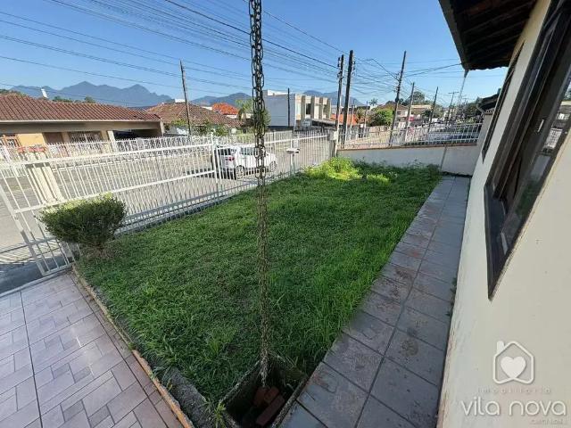 Casa / Sobrado para Locação em Joinville/SC Vila Nova 3 Quartos