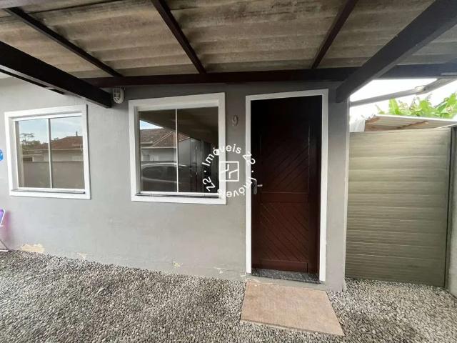 Casa / Sobrado para Locação em Joinville/SC Zona Industrial Norte 2 Quartos