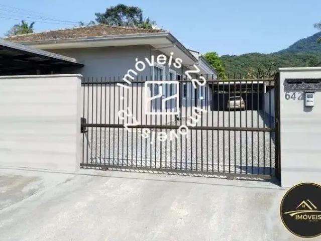 Casa / Sobrado para Locação em Joinville/SC Zona Industrial 2 Quartos