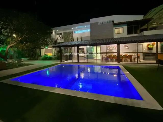 Casa / Sobrado para Locação em Jaboatão dos Guararapes/PE Candeias 5 Quartos