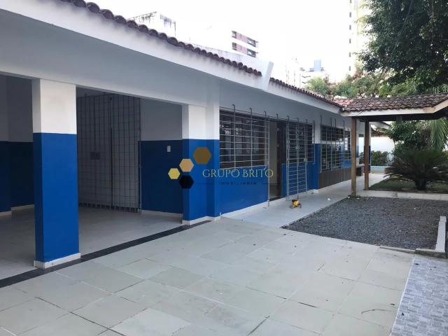 Casa / Sobrado para Locação em Jaboatão dos Guararapes/PE Candeias 11 Quartos