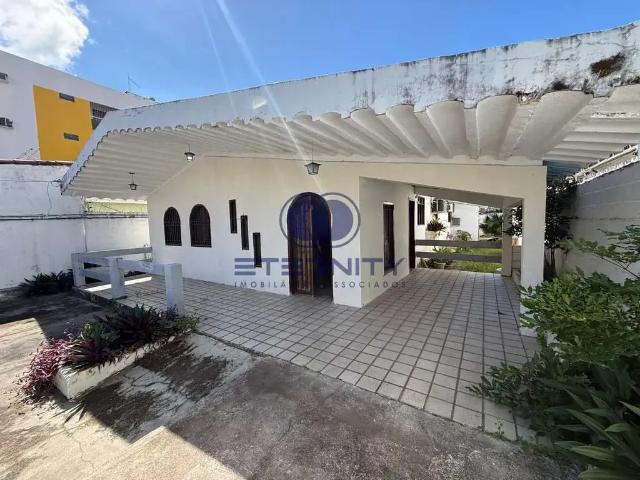 Casa / Sobrado para Locação em Jaboatão dos Guararapes/PE Piedade 7 Quartos