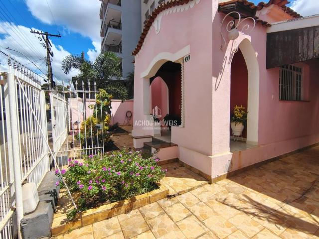 Casa / Sobrado para Locação em Jaboticabal/SP Centro 3 Quartos