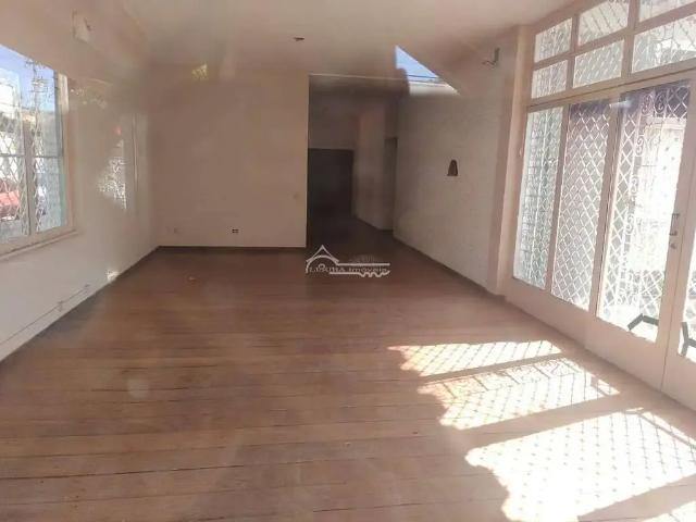Casa / Sobrado para Locação em Jacareí/SP Centro
