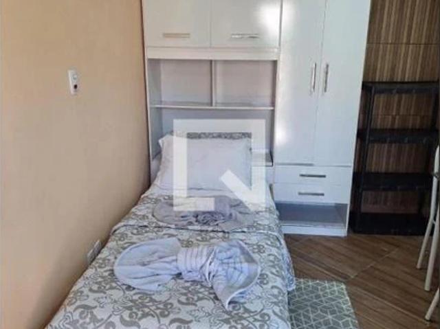 Casa / Sobrado para Locação em Jacareí/SP Centro 1 Quartos