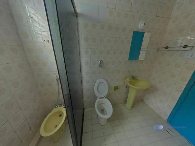 Casa / Sobrado para Locação em Jacareí/SP Centro 2 Quartos
