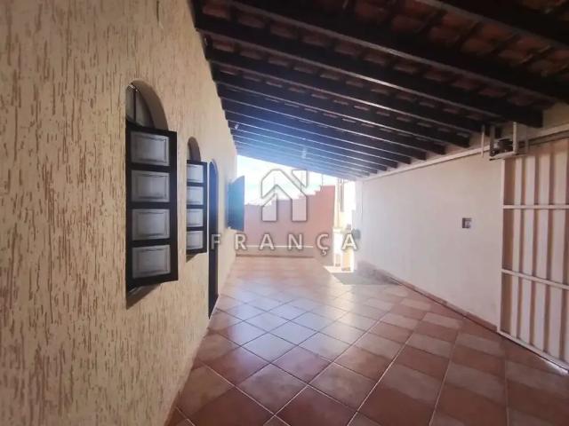 Casa / Sobrado para Locação em Jacareí/SP Jardim Terras de São João 3 Quartos
