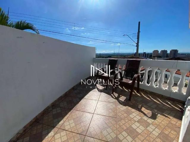 Casa / Sobrado para Locação em Jacareí/SP Jardim Terras de São João 5 Quartos