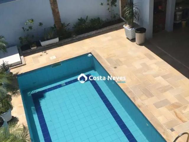 Casa / Sobrado para Locação em Jacareí/SP Jardim Altos de Santana II 4 Quartos
