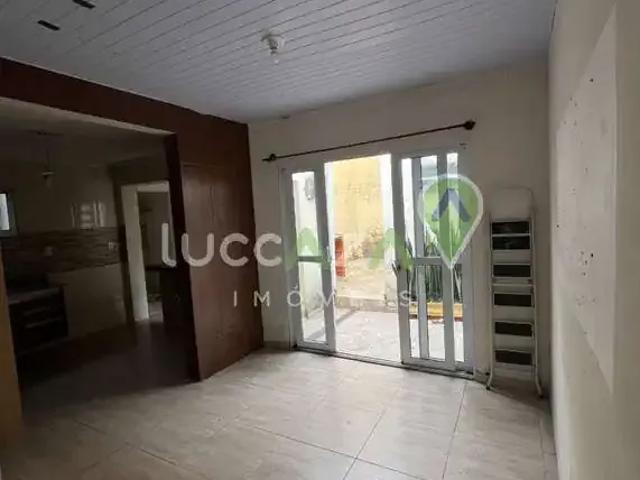 Casa / Sobrado para Locação em Jacareí/SP Jardim Bela Vista 3 Quartos