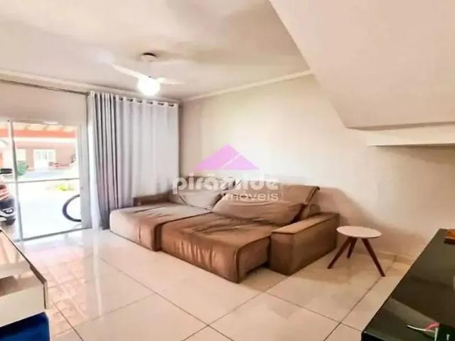 Casa / Sobrado para Locação em Jacareí/SP Jardim Califórnia 3 Quartos