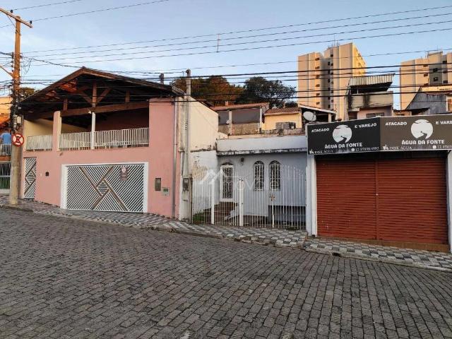 Casa / Sobrado para Locação em Jacareí/SP Jardim das Indústrias 3 Quartos