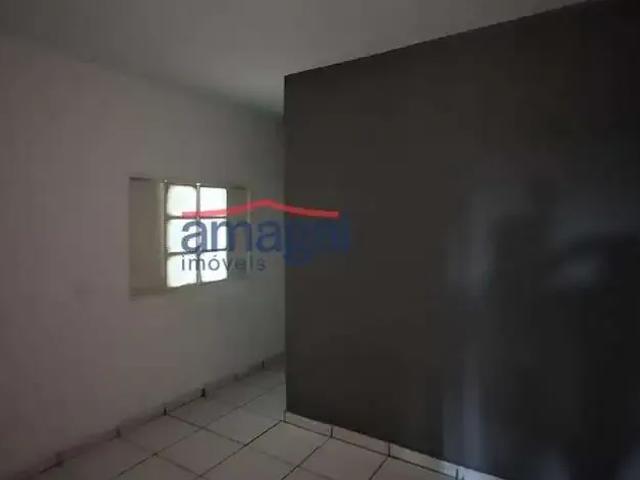 Casa / Sobrado para Locação em Jacareí/SP Jardim Maria Amélia 2 Quartos