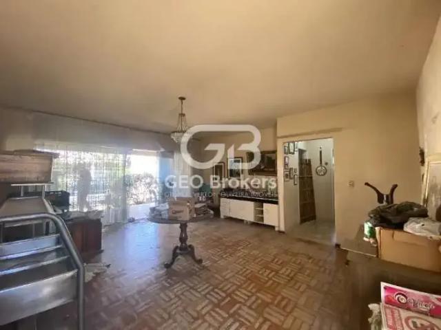 Casa / Sobrado para Locação em Jacareí/SP Jardim Pereira do Amparo 4 Quartos