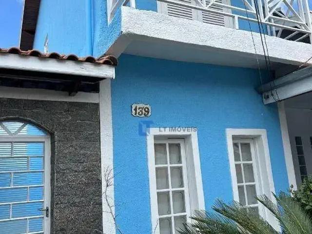 Casa / Sobrado para Locação em Jacareí/SP Jardim Santa Maria 4 Quartos