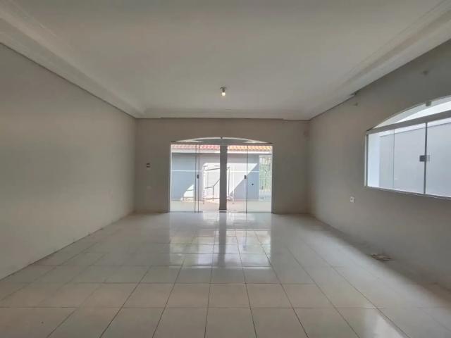 Casa / Sobrado para Locação em Jacareí/SP Jardim Santa Maria 4 Quartos
