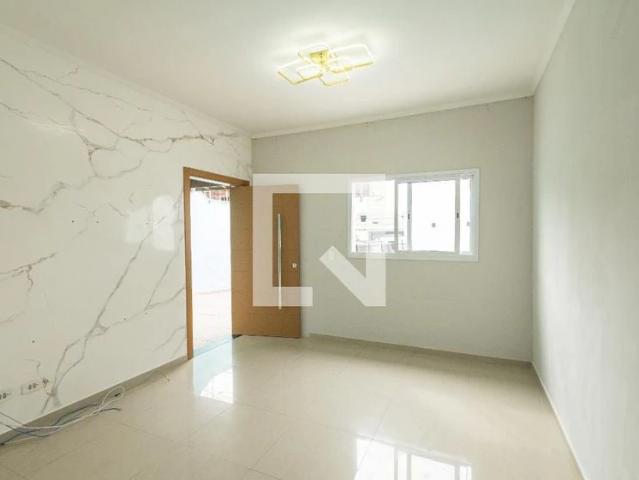 Casa / Sobrado para Locação em Jacareí/SP Jardim Santa Maria 3 Quartos