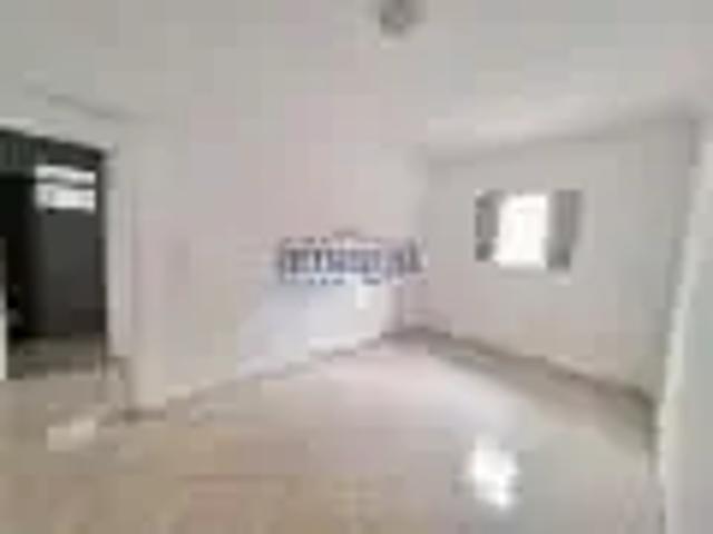 Casa / Sobrado para Locação em Jacareí/SP Loteamento Vila Romana 2 Quartos