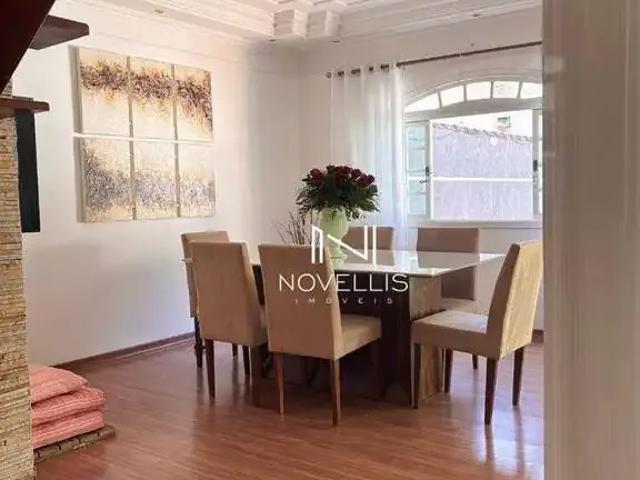 Casa / Sobrado para Locação em Jacareí/SP Loteamento Villa Branca 3 Quartos