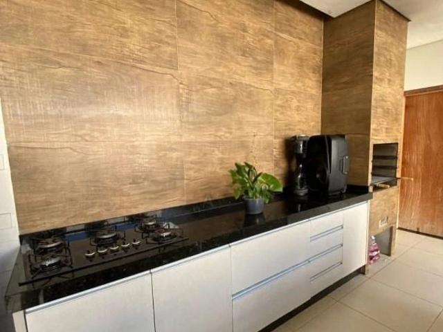 Casa / Sobrado para Locação em Jacareí/SP Loteamento Villa Branca 3 Quartos