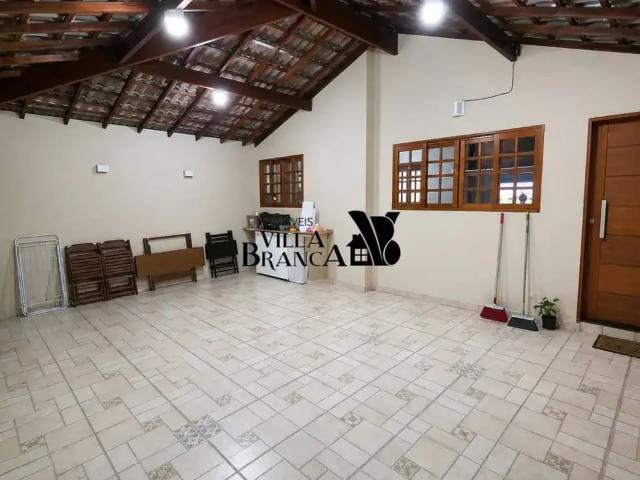 Casa / Sobrado para Locação em Jacareí/SP Loteamento Villa Branca 3 Quartos