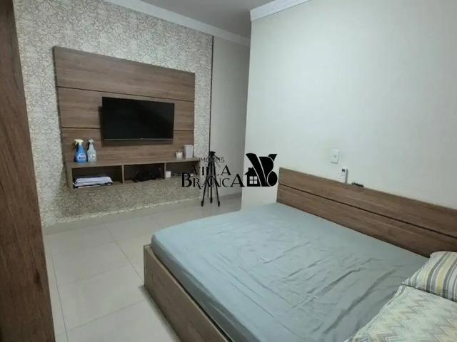 Casa / Sobrado para Locação em Jacareí/SP Loteamento Villa Branca 3 Quartos