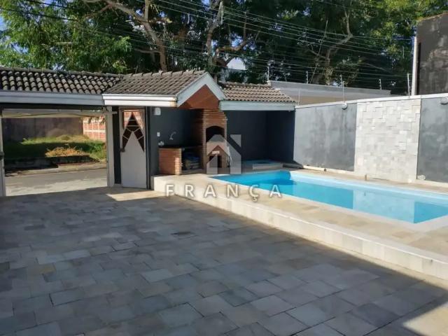 Casa / Sobrado para Locação em Jacareí/SP Loteamento Villa Branca 3 Quartos