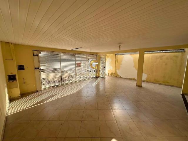 Casa / Sobrado para Locação em Jacareí/SP Loteamento Villa Branca 3 Quartos