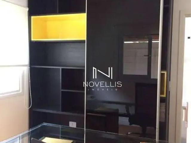 Casa / Sobrado para Locação em Jacareí/SP Loteamento Villa Branca 4 Quartos