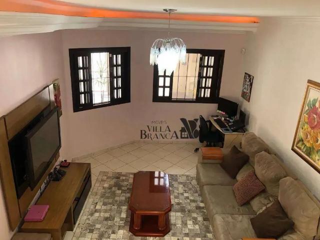 Casa / Sobrado para Locação em Jacareí/SP Loteamento Villa Branca 4 Quartos