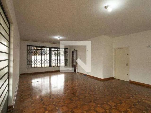 Casa / Sobrado para Locação em Jacareí/SP Parque Itamarati 3 Quartos