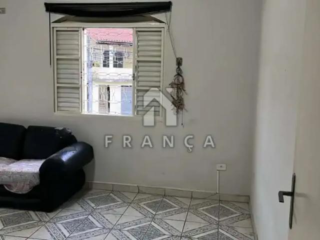 Casa / Sobrado para Locação em Jacareí/SP Parque Santo Antônio 3 Quartos