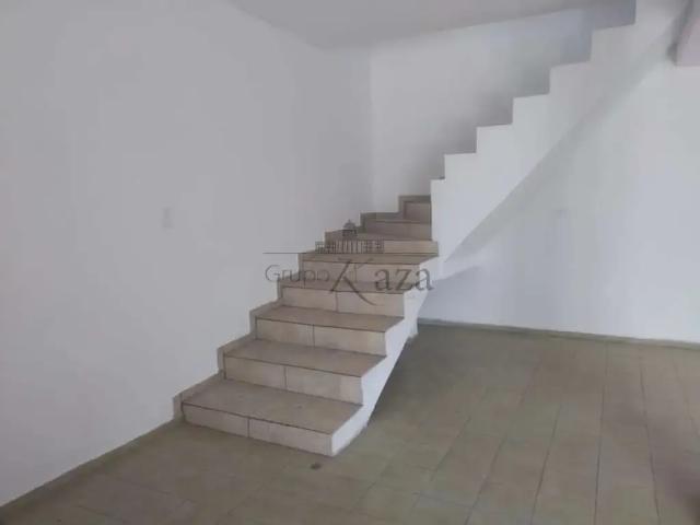 Casa / Sobrado para Locação em Jacareí/SP Residencial São Paulo 3 Quartos