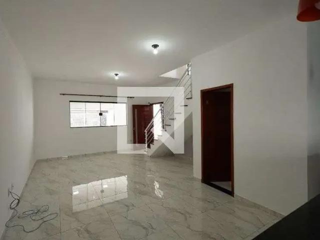 Casa / Sobrado para Locação em Jacareí/SP Vila Branca 3 Quartos