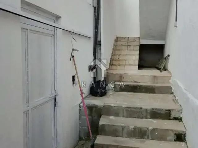 Casa / Sobrado para Locação em Jacareí/SP Vila Zezé 3 Quartos