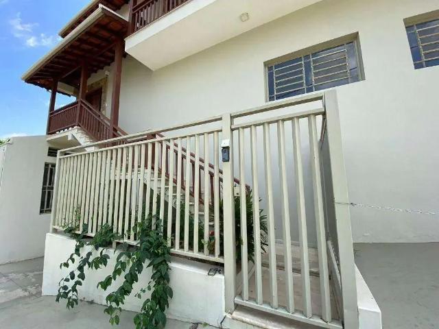 Casa / Sobrado para Locação em Jaguariúna/SP Santa Maria 3 Quartos