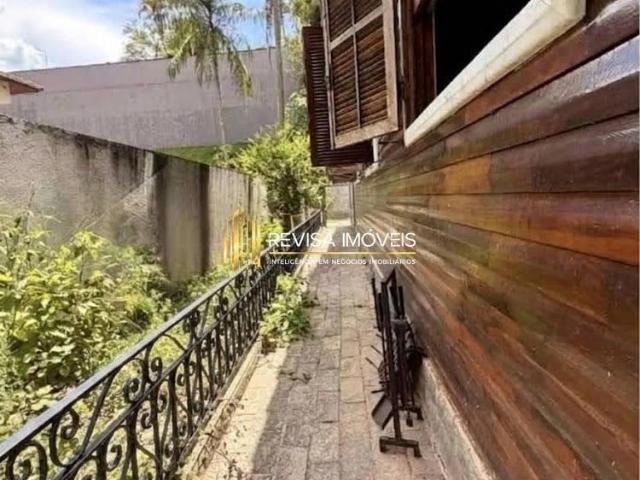 Casa / Sobrado para Locação em Jandira/SP Nova Higienópolis 3 Quartos