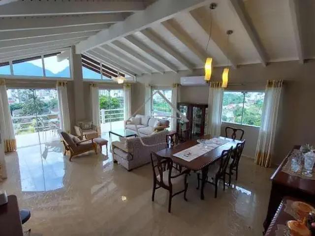 Casa / Sobrado para Locação em Jaraguá do Sul/SC Vila Nova 2 Quartos